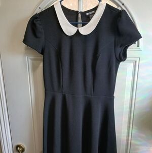 Hot Topic Size LG Wednesday Addams Collared Dress